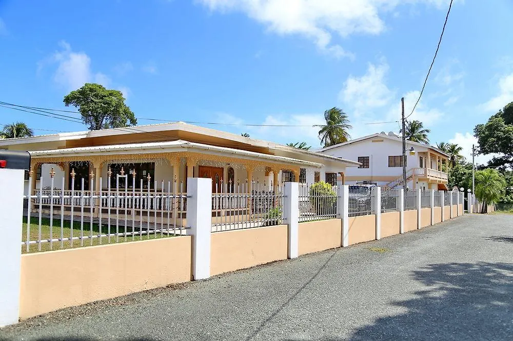 Lesville Tobago Canaan 3*,