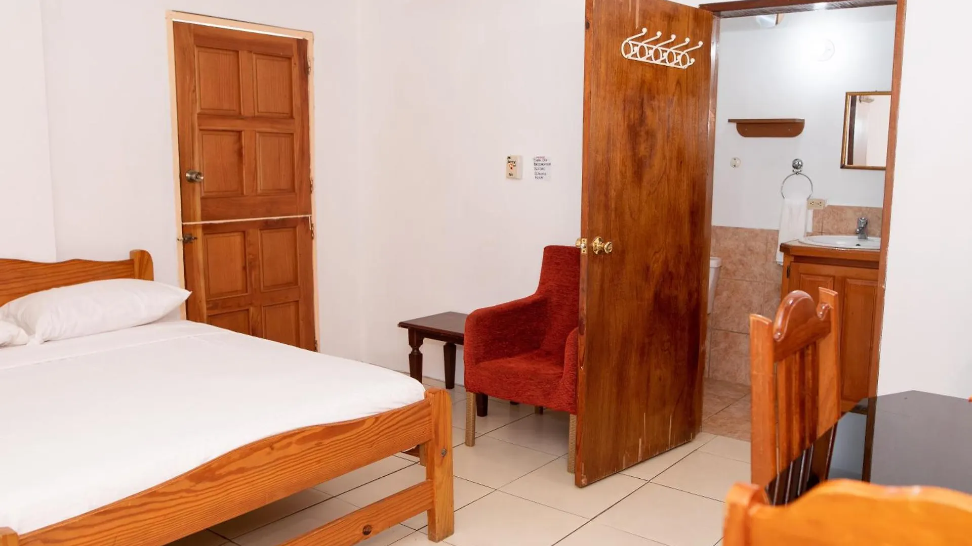 *** 酒店 Lesville Tobago Canaan 特立尼达和多巴哥
