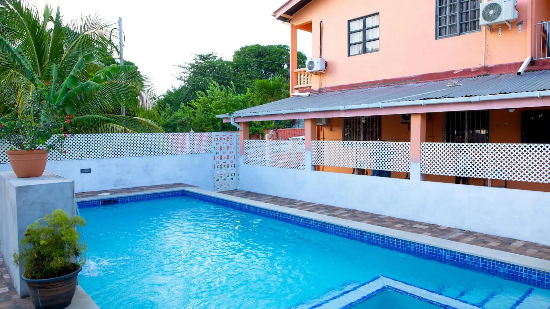 Lesville Tobago Canaan 特立尼达和多巴哥