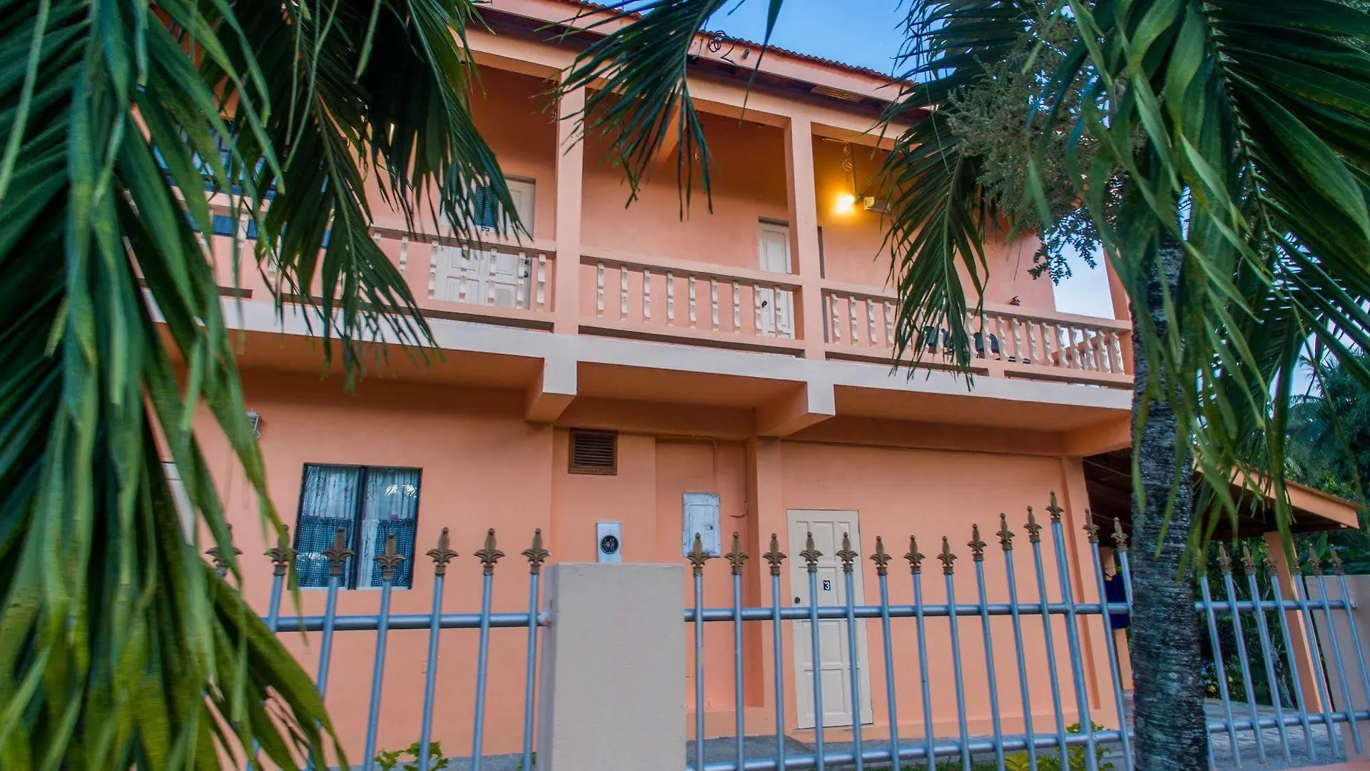 酒店 Lesville Tobago Canaan