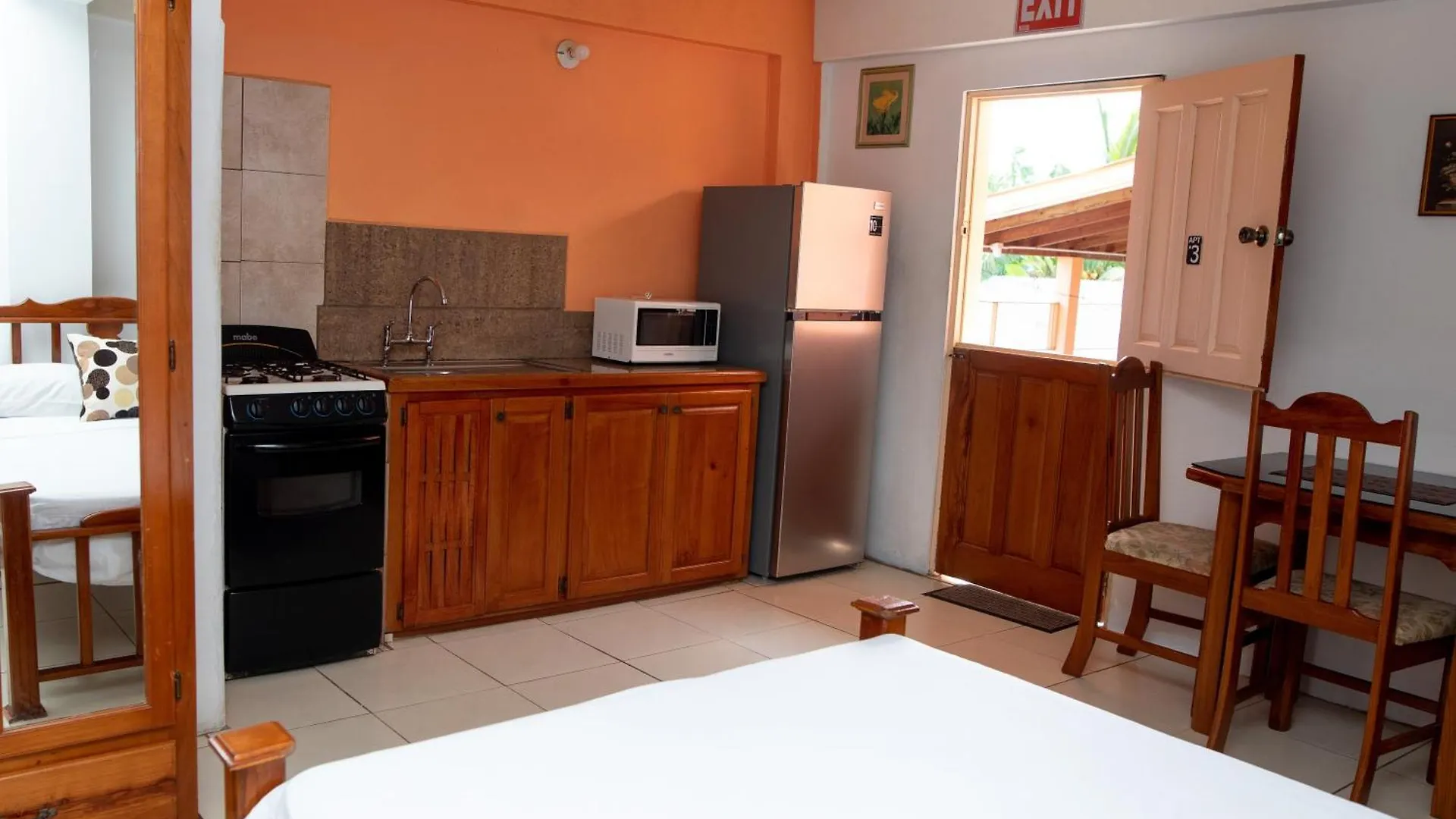 Lesville Tobago Canaan 3*,