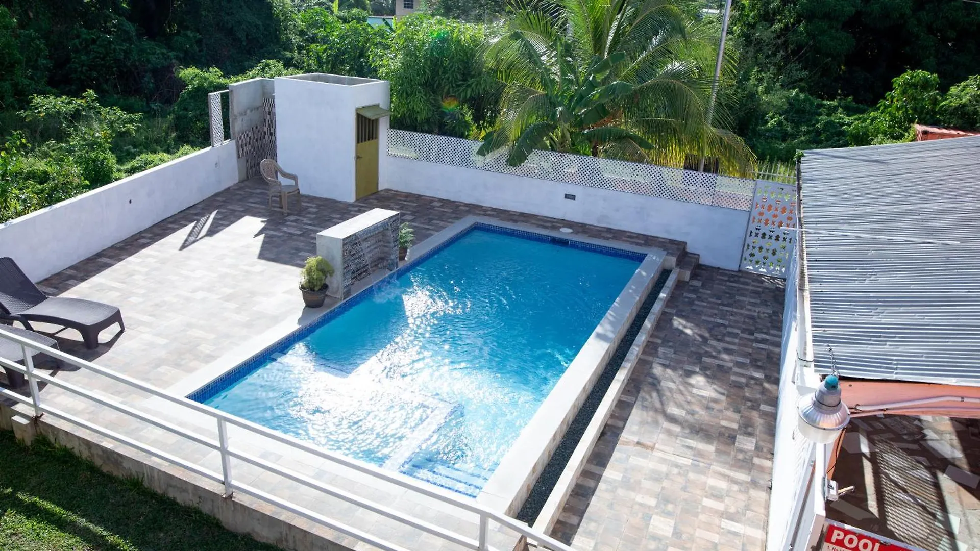 Lesville Tobago Canaan