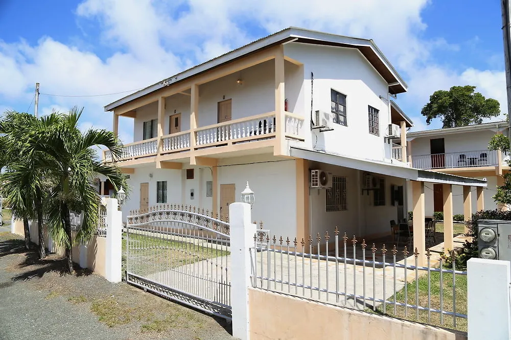 Lesville Tobago Canaan فندق