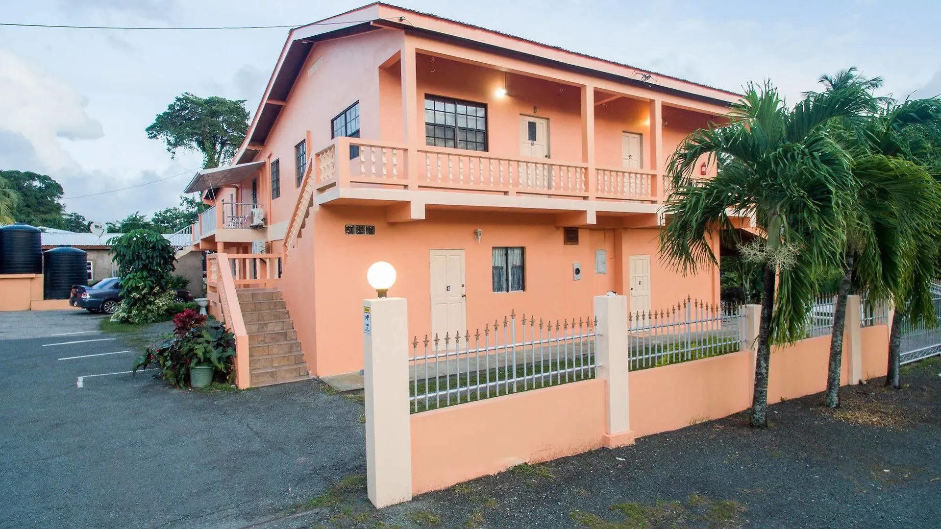Lesville Tobago Canaan 3*,