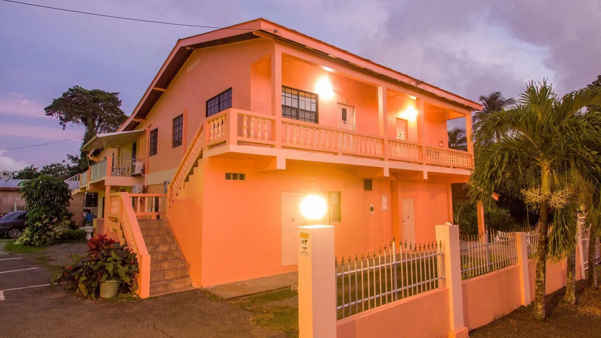 Lesville Tobago Canaan فندق